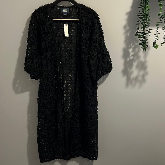 NWTS TEXTURED CUTOUT DUSTER (O/S) - Picture 7 of 14